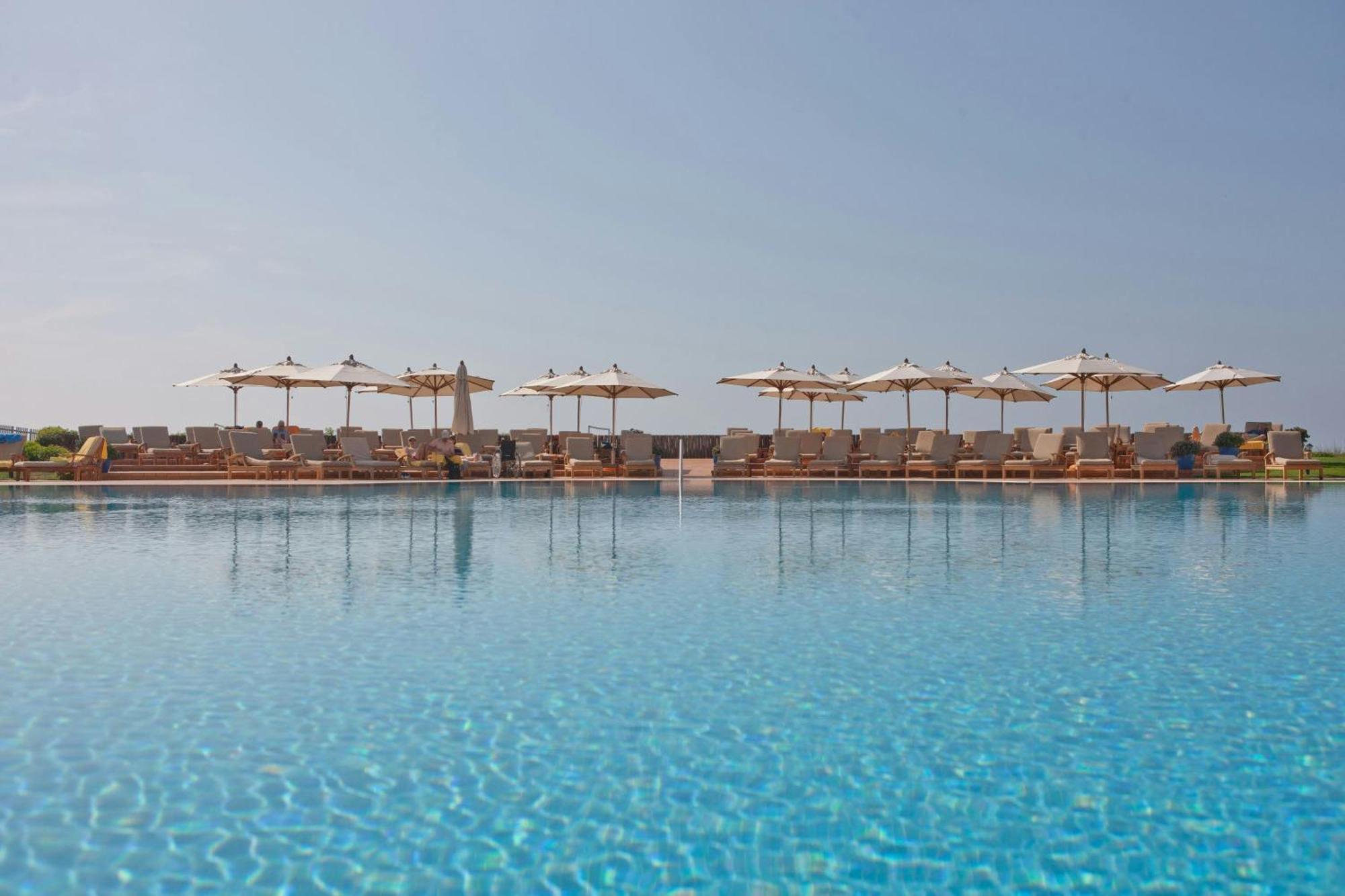 Praia D'El Rey Marriott Golf & Beach Resort Praia del Rei Exterior photo